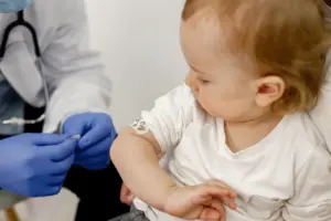 La vacuna española contra la tuberculosis supera dos grandes ensayos y podría aprobarse hacia 2029 o 2030, según su investigador principal