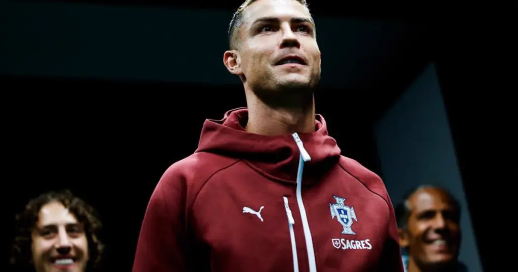 “Se siente traicionado”: 'El Chiringuito' destapa el verdadero motivo del enfado de Cristiano Ronaldo con Jorge Jesús 2 ‘El Chiringuito’ sitúa la clave en una reunión privada